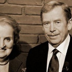 Madeleine Albrightová se znala s Havlem od mládí