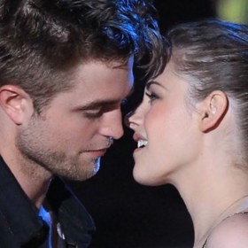 Robert s expřítelkyní Kristen Stewart.