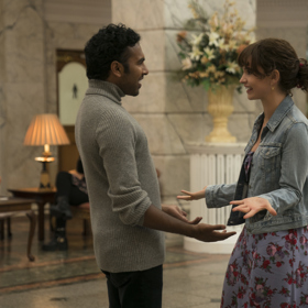 Velmi neúspěšný písničkář Jack (Himesh Patel) chce pověsit kytaru na hřebík, protože ať dělá, co dělá, poslouchá ho jenom nejlepší kamarádka Ellie (Lily James)