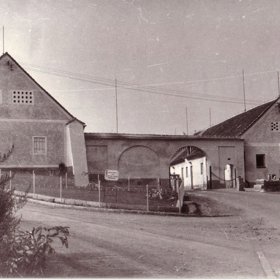 Toulcův dvůr je unikátním nejen díky své farmě a přírodnímu areálu.