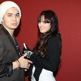 Marcus Tran mlaďoučkou Ewu Farnou podvedl.