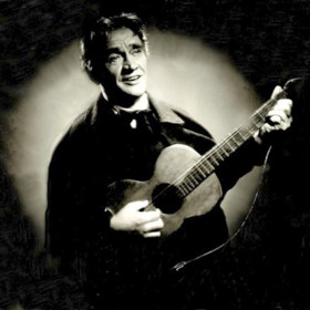 Byť šťastně vdaná, románek měla s řadou svých kolegů, například s Karlem Hašlerem.