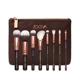 Nadšenci do štětců si mohou pořídit rovnou celou řadu. Sada štětců, Zoeva, 2099 Kč.