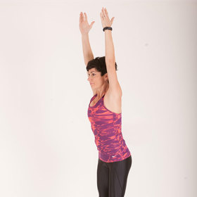 Bez pravidelného pohybu se hubne těžko. Stejně ale platí, že „ledničku nepřecvičíš“. Jen správné nastavení pohybu a jídla s celkovým deficitem přijatých a vydaných kalorií funguje.