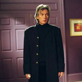 Zahrál si ve více než stovce filmů. Nejvíce ho však proslavila role démona Barbase v seriálu Čarodějky.