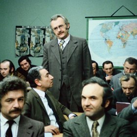 Scény ve třídě se natáčely během pololetních prázdnin v jedné pražské škole. Jako poslední vždy dorazil Josef Kemr, před natáčením si totiž zašel do kostela.