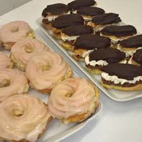 Věnečky mají dokonalý krém a cukrovou polevu