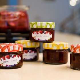 Jahody, maliny, broskve, meruňky, rybíz - vše může skončit v marmeládě