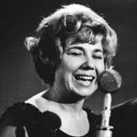 Byla průkopnicí českého jazzového repertoáru, mimo jazzu se věnovala i české populární písni