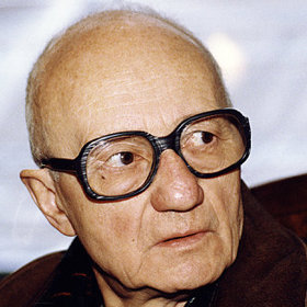 Karel Kachyňa je jeden z klasiků českého filmu druhé poloviny dvacátého století. Jeho snímky jako Kočár do Vídně nebo Ucho patří do zlatého fondu naší kinematografie, a to byly dlouhá léta v trezoru.