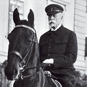 V roce 1928 se vdaná poštovní úřednice Sedlmayerová sblížila s T. G. Masarykem, který jí až do roku 1933 zasílal milostné dopisy.