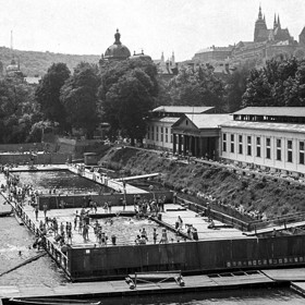Občanská plovárna v roce 1959.