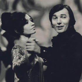 Baletka Antonie Zacpalová byla jednou z partnerek zpěváka Karla Gotta a stala se matkou jeho prvorozeného potomka, dcery Dominiky.