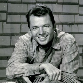 Popularity Audieho Murphyho využil Hollywood a během následujících dvaceti let mu nabídl roli ve 44 filmech, často westernech.