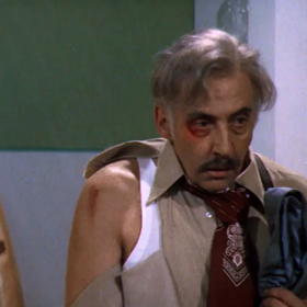 Já už budu hodný, dědečku: Pohádkový stařeček přinese nafoukanému herci zaslouženou odplatu. Za to, že všechny kolem sebe uráží a komplikuje jim život, začne se mu postupně vracet všechno, co provedl.