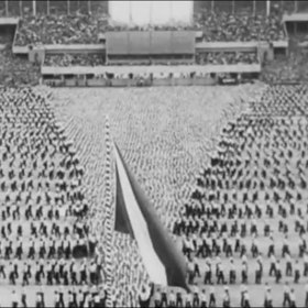 Zimní sletové hry probíhaly v podobném rozsahu jako před IX. sletem v březnu 1938 ve Vysokých Tatrách a výrazněji se v nich prosadili též sokolové z Jugoslávie. 