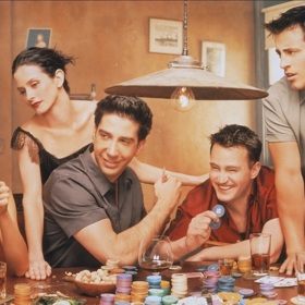 V seriálu se objevilo i téma stalkingu. Jennifer Aniston jej přitom zažila na vlastní kůži. Pronásledoval ji neodbytný fanoušek.