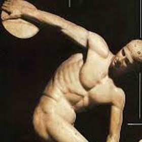 Ve 4. století n. l. OH upadaly, ostře se proti nim jako pohanským hrám stavělo křesťanství, které se v té době stalo oficiální ideologií Římské říše. Roku 393 či 394 vydal císař Theodosius I. přísný zákaz konání her. Přesto se OH snad ještě nějakou dobu konaly, měly však pouze lokální charakter. Roku 426 byly zničeny všechny budovy v Olympii z příkazu císaře.