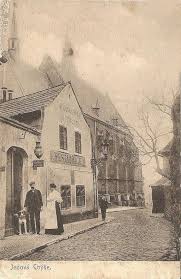 Proslulá krčma, zvaná Jedová chýše se nacházela na pražském Větrově. Už od 14. století patřilo okolí svatého Apolináře a nedaleká osada Rybník o k místům, kterým se lidé v noci raději obloukem vyhýbali. 