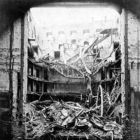 Tato tragédie dolehla na českou veřejnost velmi citelně, neboť divadlo bylo vnímáno jako opravdový národní kulturní stánek.