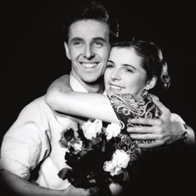 Její hereckou kariéru a popularitu zásadním způsobem ovlivnila politická angažovanost po roce 1968, kdy se stala jednou z klíčových postav normalizační kultury. 