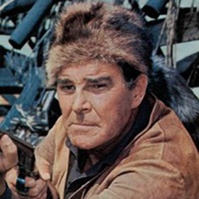 Společně pokračují v cestě, až dorazí do malého mexického městečka Miramonte, které se ocitlo uprostřed potíží poté, co tu byl po přestřelce zatčen Silersův bratr Billy Bob.