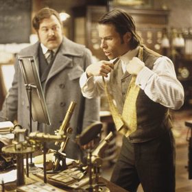 Stroj času je americký film z roku 2002 natočený podle románu H. G. Wellse. Film natočil Simon Wells, pravnuk známého spisovatele.