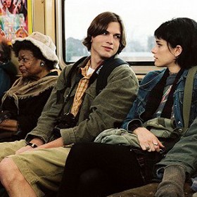 Při náhodných setkáních a neplánovaných schůzkách začnou jeden druhého blíže poznávat.