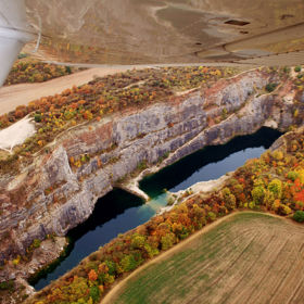 Amerika je název pro systém vápencových lomů v Českém krasu. Mezi nejznámější patří Velká Amerika, Malá Amerika a Mexiko. Velká Amerika je nádhernou přírodní scenérií.