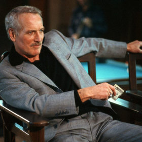 Dnes kšeftuje s alkoholem a donedávna držel ochrannou ruku nad talentovaným hráčem Julianem. Jenže ten se dal na drogy a Eddie obrátil svou pozornost na talentovaného mladíka Vincenta Lauriu.