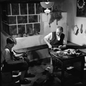 Tomáš Baťa byl československý podnikatel, „král obuvi“ – tvůrce světového obuvnického impéria, starosta Zlína (1923–1932) a veřejný činitel.