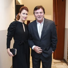 Prince z Popelky Pavla Trávníčka doprovodila manželka Monika.