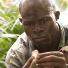 Dřív než ho stihne Poison zabít, je naleziště napadeno vládními vojáky a oba muži skončí ve vězení. 