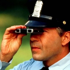 Šakal je koprodukční akční film z roku 1997. Režisérem filmu je Michael Caton-Jones. Hlavní role ve filmu ztvárnili Bruce Willis, Richard Gere, Sidney Poitier, Diane Venora a Mathilda May.