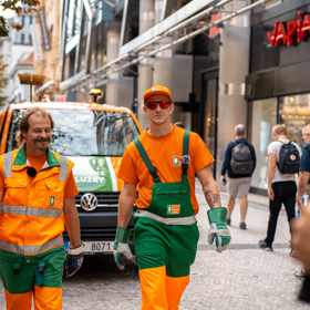 Herec Jakub Štáfek si vyzkoušel povolání popeláře.