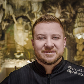 Jeden z nejkreativnějších  pražských šéfkuchařů Tomáš Horák.