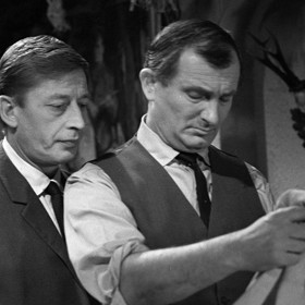 Ztvárňoval zejména charakterní role, zahrál si např. Alcesta v Molierově Misantropovi, Sókrata v Rozhovorech se Sókratem, Edgara ve Strindbergově dramatu Tanec smrti nebo Shakespearova Richarda II.