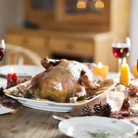 Tradičně si Češi na svatého Martina dopřávají husu, kaldoun a koláče či lokše.