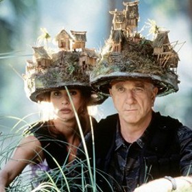 Agent WC 40 je americký film z roku 1996, který paroduje především filmy s Jamesem Bondem, ale také různé další.