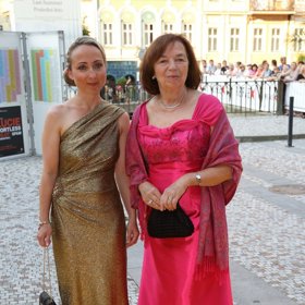 Livia Klausová, rodným jménem Mištinová, je česká ekonomka a v letech 2003–2013 první dáma České republiky z titulu manželky prezidenta republiky Václava Klause. Mezi lety 2013 až 2018 působila jako velvyslanec České republiky na Slovensku.