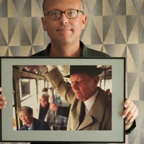 Cyklus krátkých dokumentů zachycuje prostřednictvím 30 fotografií zlomové či významné okamžiky naší doby od 17. listopadu 1989 do konce roku 2018.