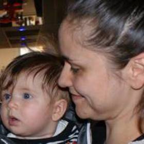 Lenka Dusilová je česká zpěvačka ověnčená mnoha hudebními oceněními.