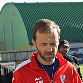 Co všechno musí absolvovat a proč každé její rande končí fiaskem? O tom je nová česká komedie Casting na lásku režisérky Evy Toulové, která se právě natáčí.
