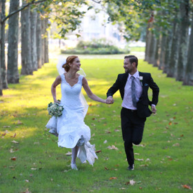 Markovi se daří jeho dvojí život tajit.