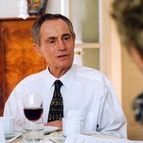 Dramatické vyprávění o altruismu i xenofobii, o našem strachu z neznámého, o pocitu ohrožení, který probouzí démona rasismu ukrytého v každém z nás.