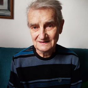 Byl mu udělen čestný titul „mistr sportu“.