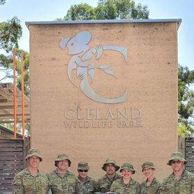 Se zvířaty se setkali v Cleland Wildlife Parku v Jižní Austrálii.