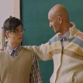 Jsme svědky Pepovy neúspěšné pracovní kariéry a obdobně neúspěšného manželství i rodinného života.

