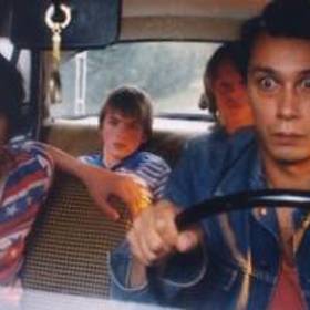 Z týchž důvodů není veden ani v oficiálním Svazu výtvarných umělců. Má znemožněno vystavovat a je odsunut na periferii zájmu a lukrativních zakázek, k osamělému rozjímání u rybářského prutu.