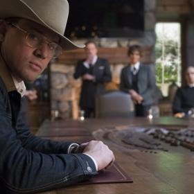 Další akční komedie Kingsman: Zlatý kruh. Channing Tatum zachraňuje v rámci nezávislé špionážní agentury pracující v utajení svět po boku Colina Firtha, Julianne Moore, Eltona Johna a dalších.